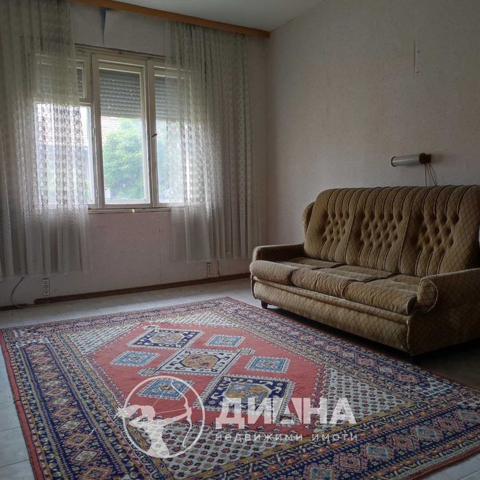 Продава се Тристаен апартамент в Пловдив, Център - 80 кв.м за 2063 €/кв.м - Снимка #2