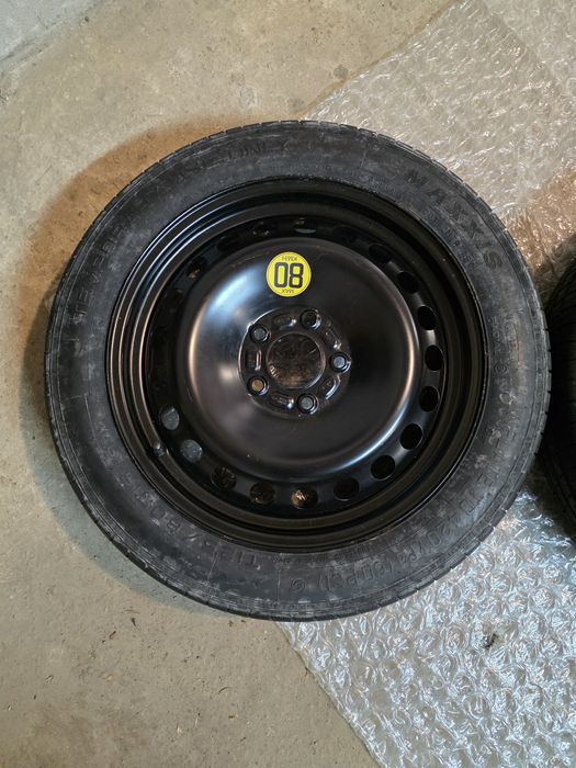 Продавам резервна гума форд