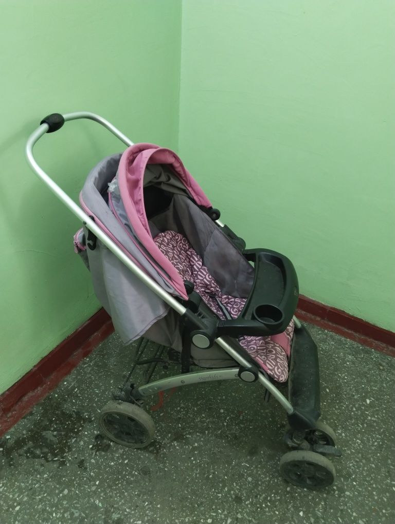 Продаю детскую коляску