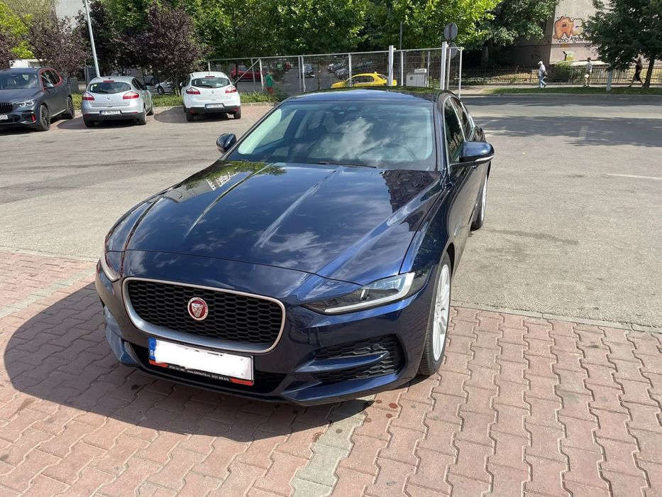 Jaguar XE Jaguar XE 2020 D180 SE TVA Deductibil