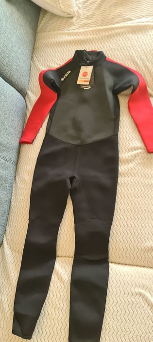 Costum neopren Hottuna 11-12 ani