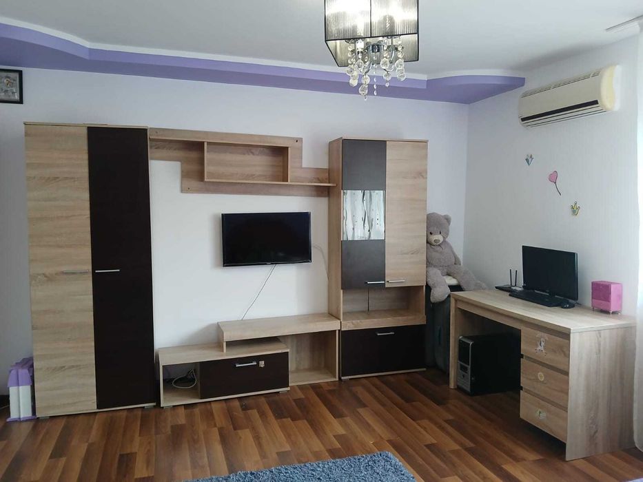 Proprietar, vand apartament