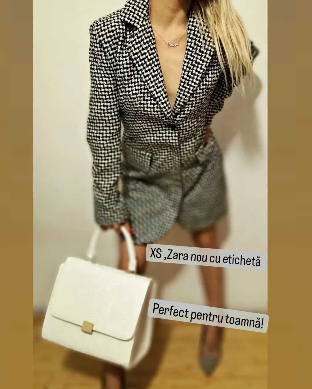 Rochie Zara nouă cu etichetă , cu decupaj în spate mărimea XS