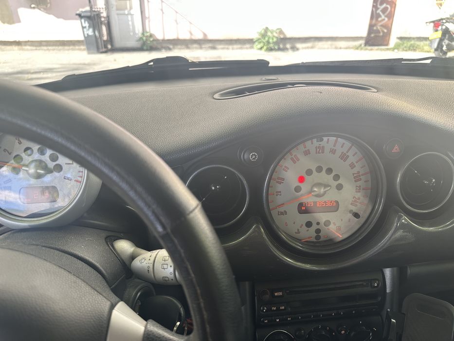Vand Mini One 2002