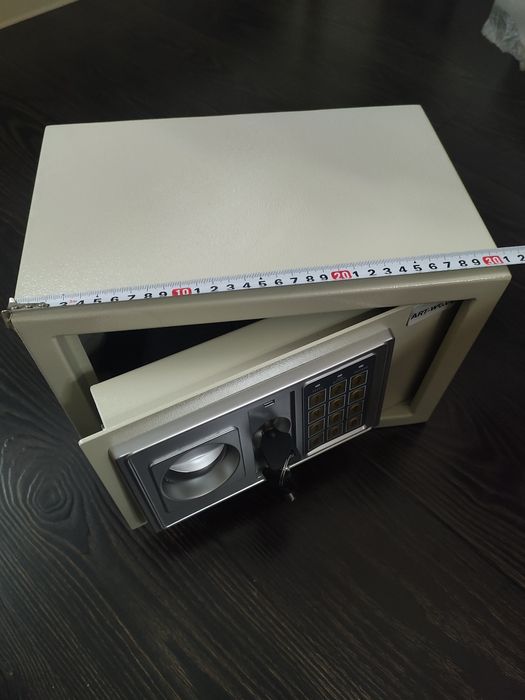 Сейф электроный.