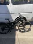 Bicictelă full suspension specialized full carbon