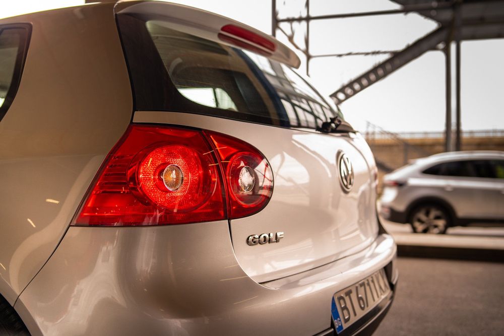 Volkswagen Golf 5 – 1.4 бензин, 75 к.с.