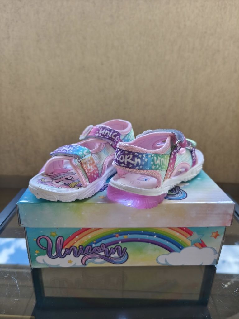 Sandale Unicorn din piele cu luminițe pentru fetițe / copii