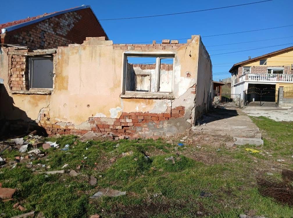 Продава се Парцел в с. Буковлък, Област Плевен - 700 кв.м за 22 €/кв.м - Снимка #4