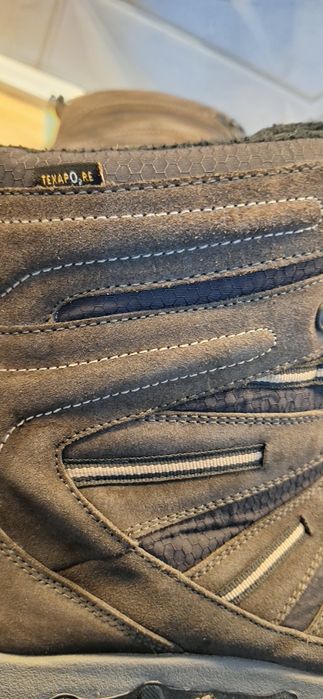 Проданам зимни обувки Jack Wolfskin