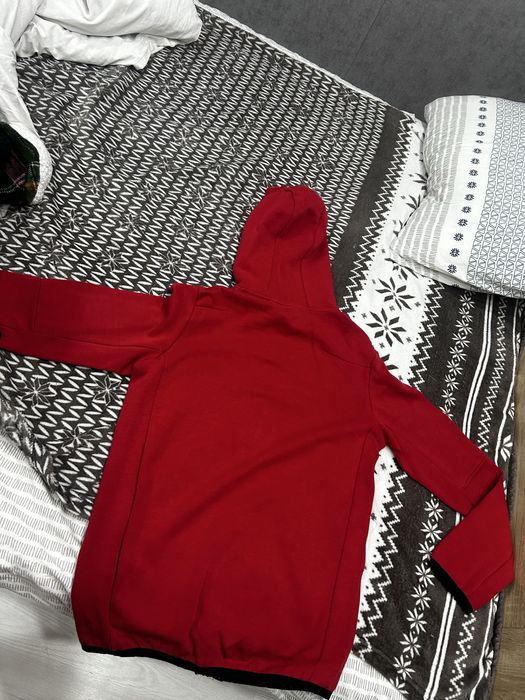 Nike Tech червен