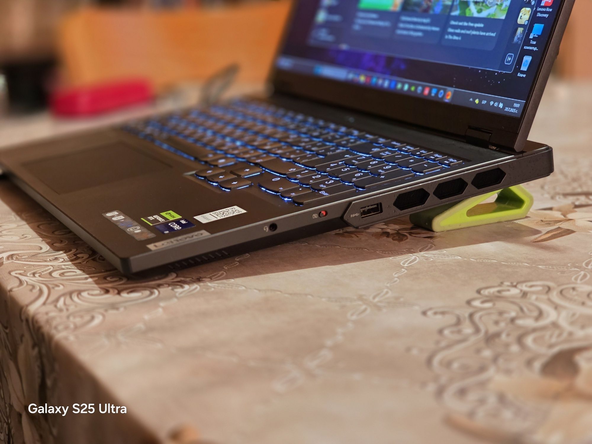 Lenovo Legion Pro 7 Gen 9/I9 14900hx/RTX4080 12GB/32GB Ram/WQXGA 240Hz
