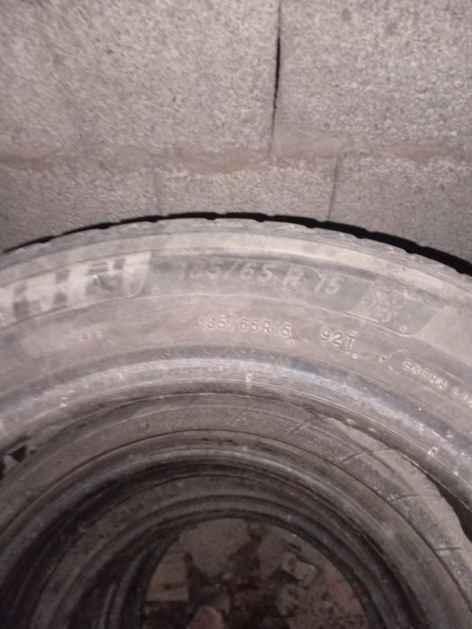 Зимние шины балон зимний 185/65/15