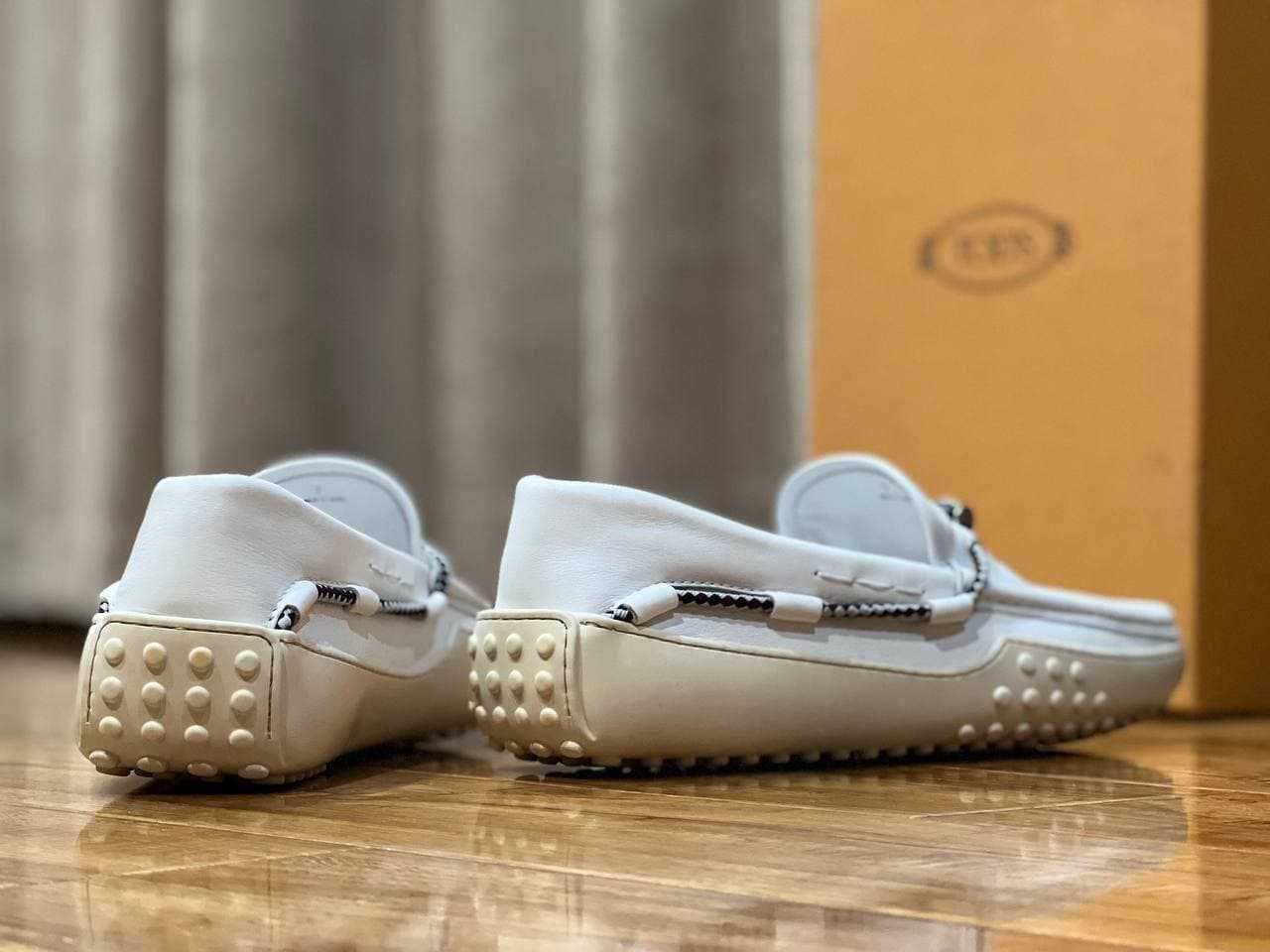 Tod's кожаные мокасины