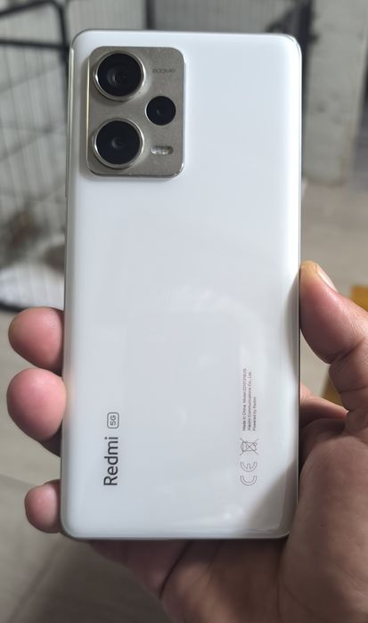 Xiaomi Redmi Note 12 Prо + 5G
256 ГБ встроенной памяти.