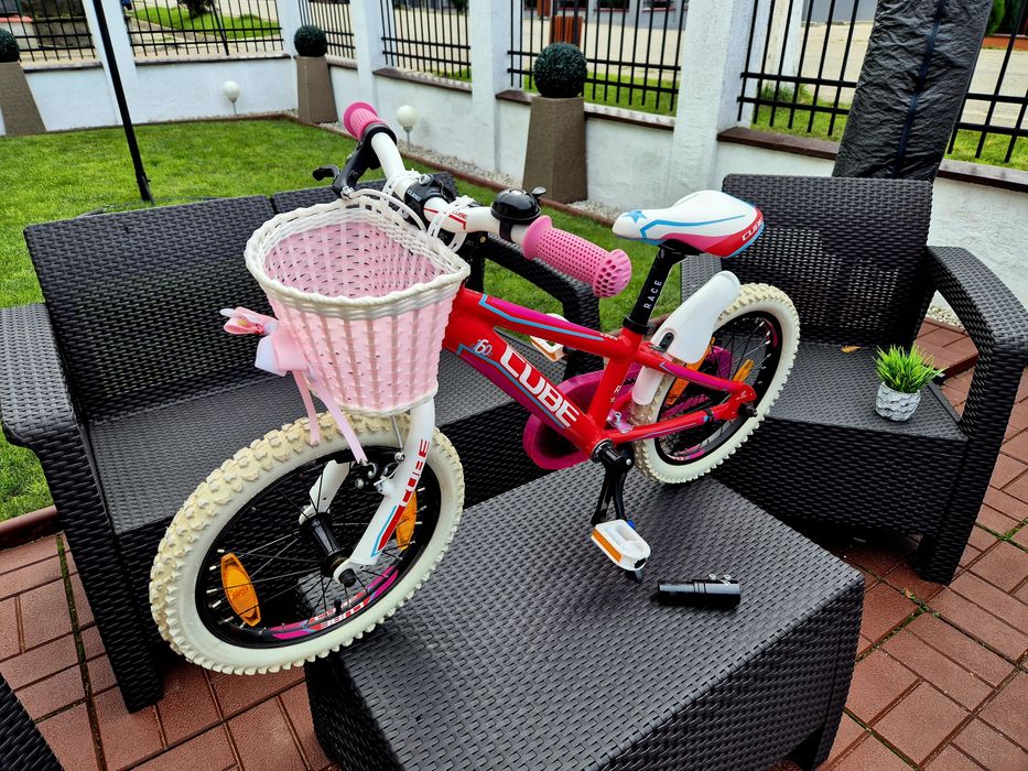Bicicleta CUBE copii 160r fetițe~Aluminiu~roti 16 inch~Impecabila