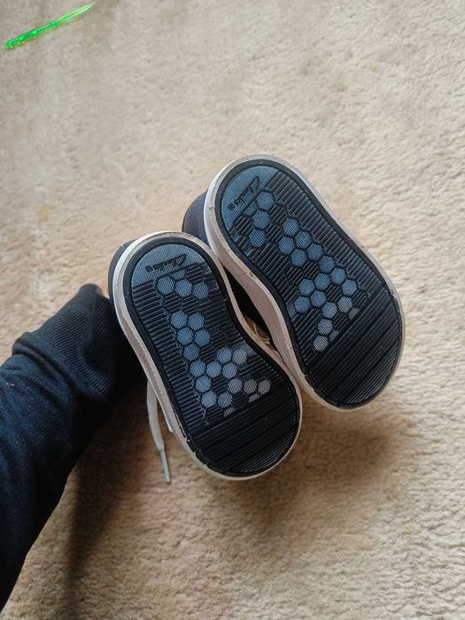 Нови Clarks 20 н.