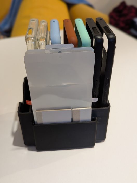 Органайзер за кейсове 3D принтиран