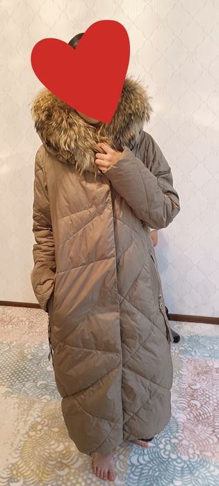 Зимний теплый пуховик