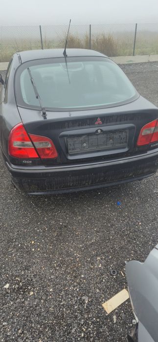 Мицубиши каризма 1.8 GDI