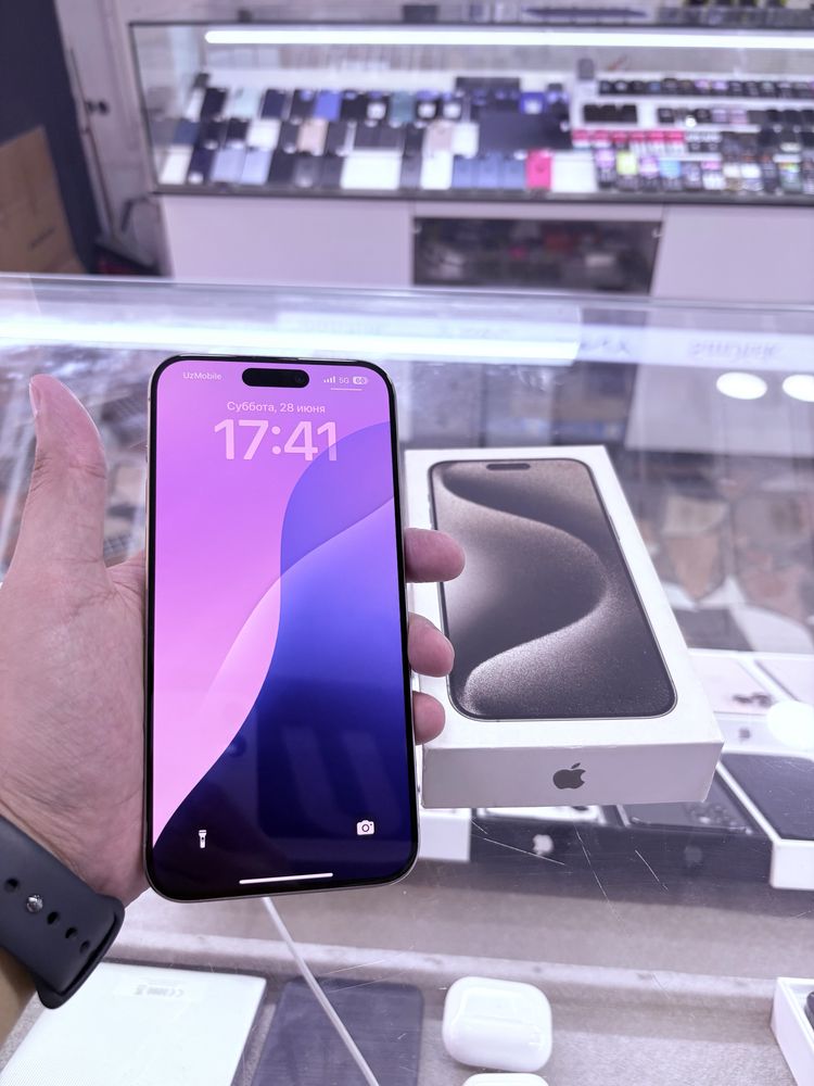 iPhone 15 Pro Max 256 gb ideal