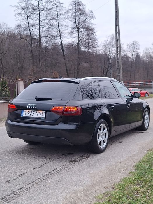 AUDI A4 B8 * 2.0 TDI* Automatic 8+1* Euro 5* Navigatie  MMI* FullLed*