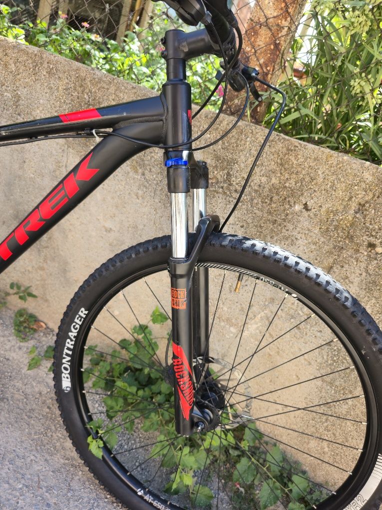 Trek Marlin 7 29цола L размер 3х9 скорости Rockshox вилка