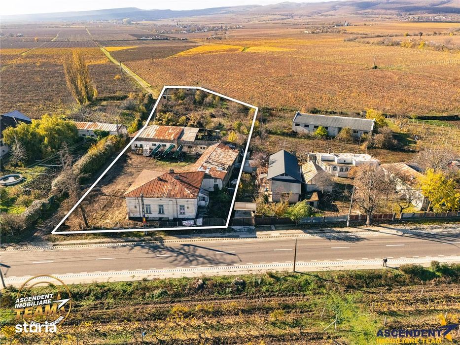 FILM! Domeniu de 4.000 mp intravilan+ casa boiereasca autentica,in pod