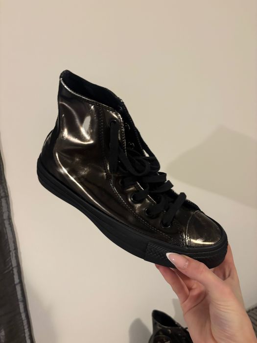 Ефектни кецове Converse