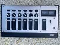 mixer audio Sony  ( linie / instrumente )