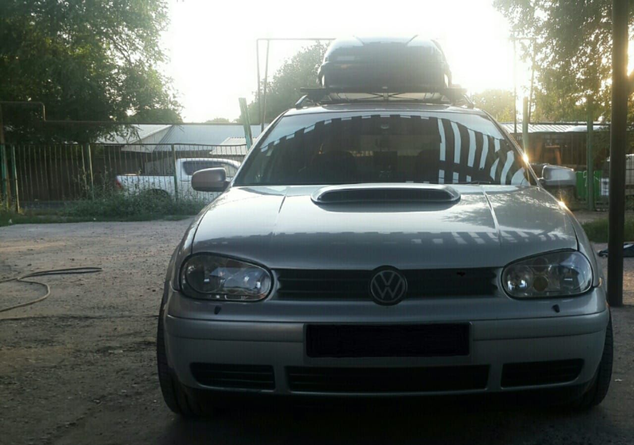 Volkswagen Golf MK4