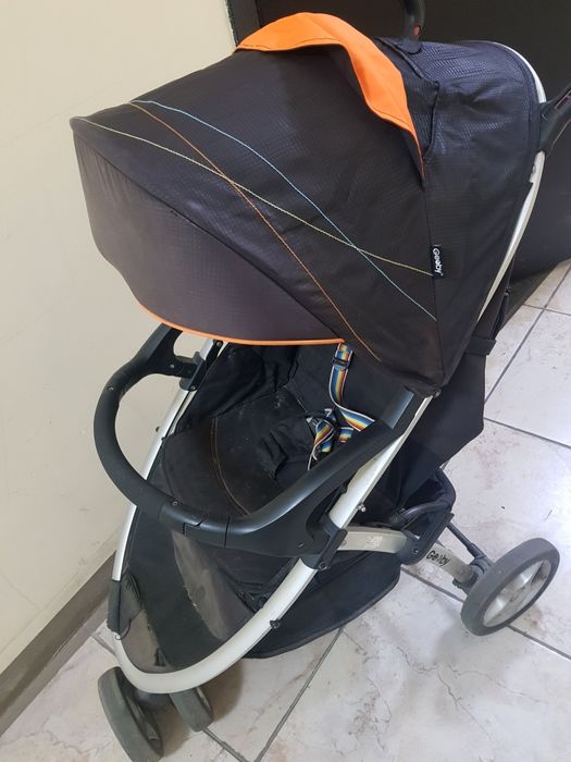 Коляска прогулочная