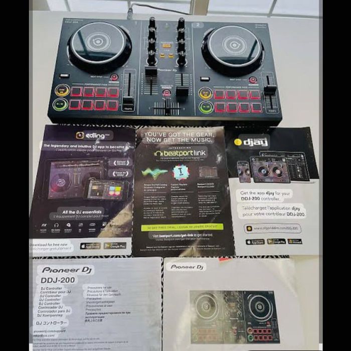 Dj pioneer 200 sotiladi