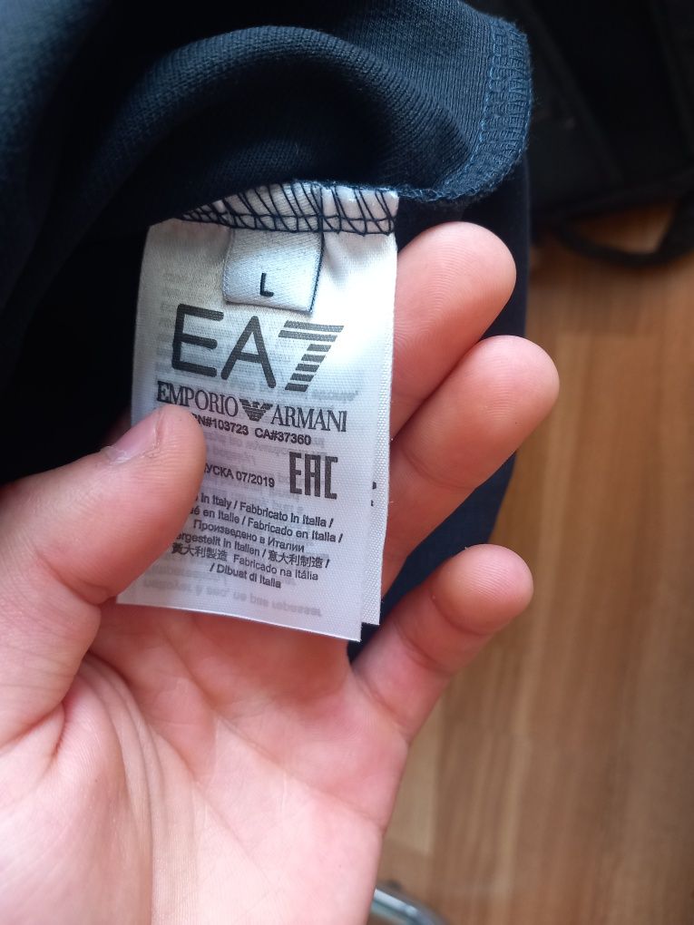Emporio-Armani. ITALIA