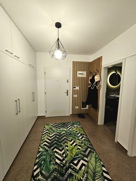 Garsoniera Coresi Qualis 2 De Inchiriat