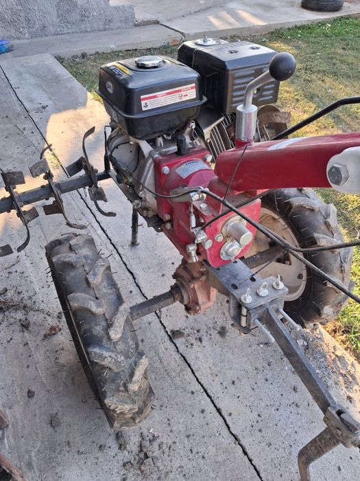De vânzare motocultor