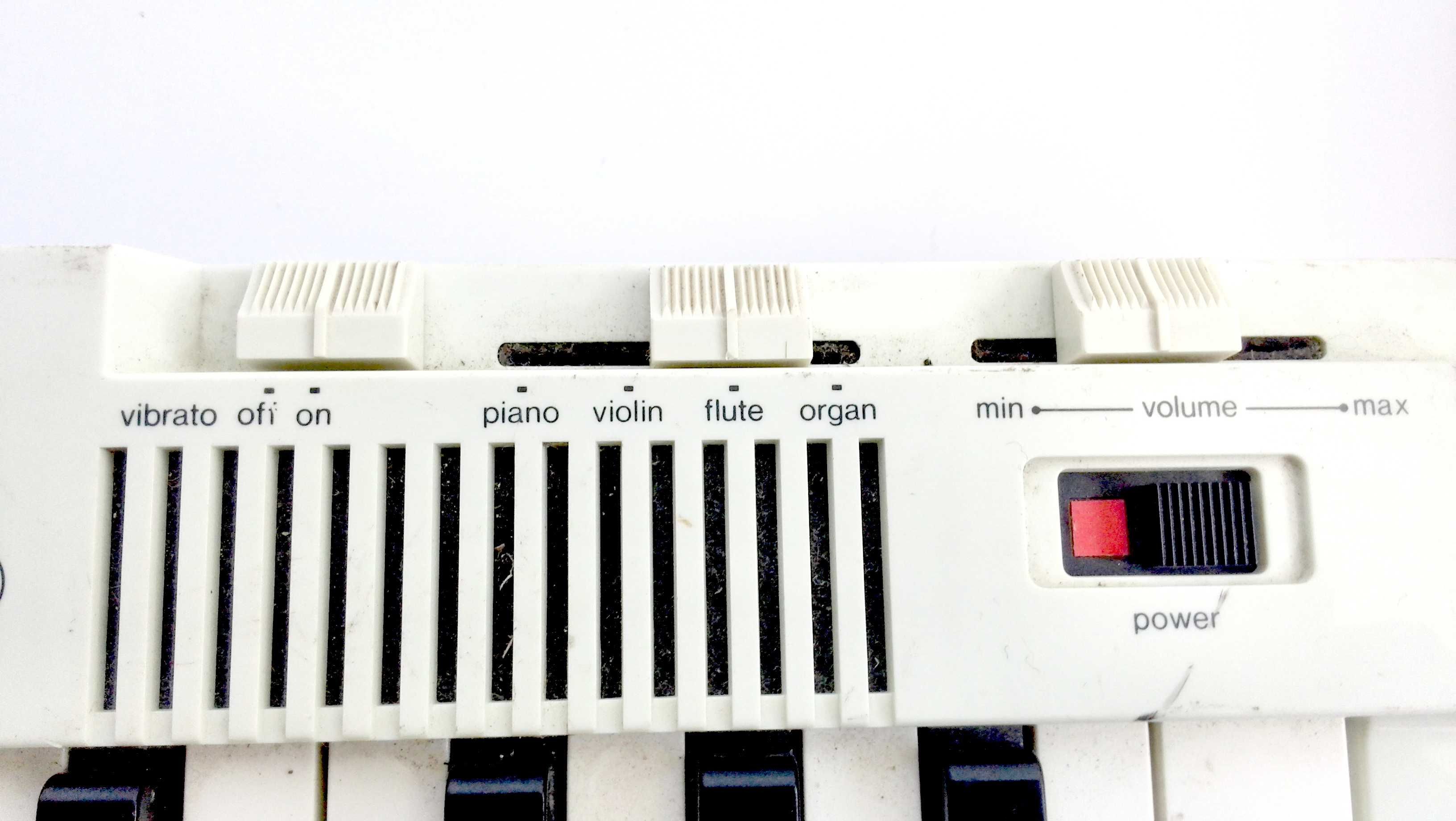 Casio Casiotone M-10 (1980) - ретро рядка преносима клавиатура