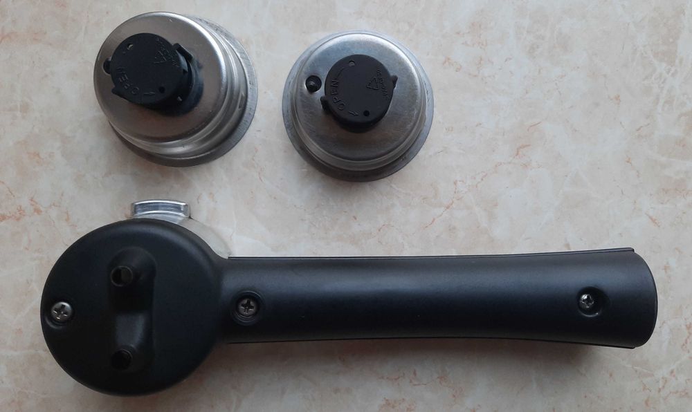 Ръкохватка с 2 цедки с крема дискове от Delonghi EC221