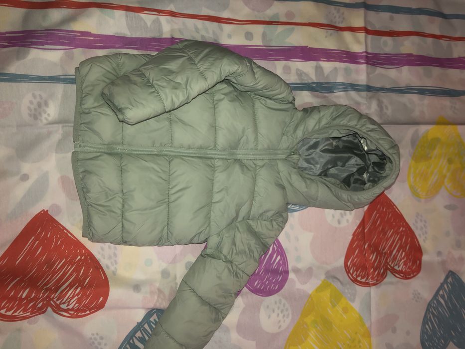 Яке за момиче 92 см.