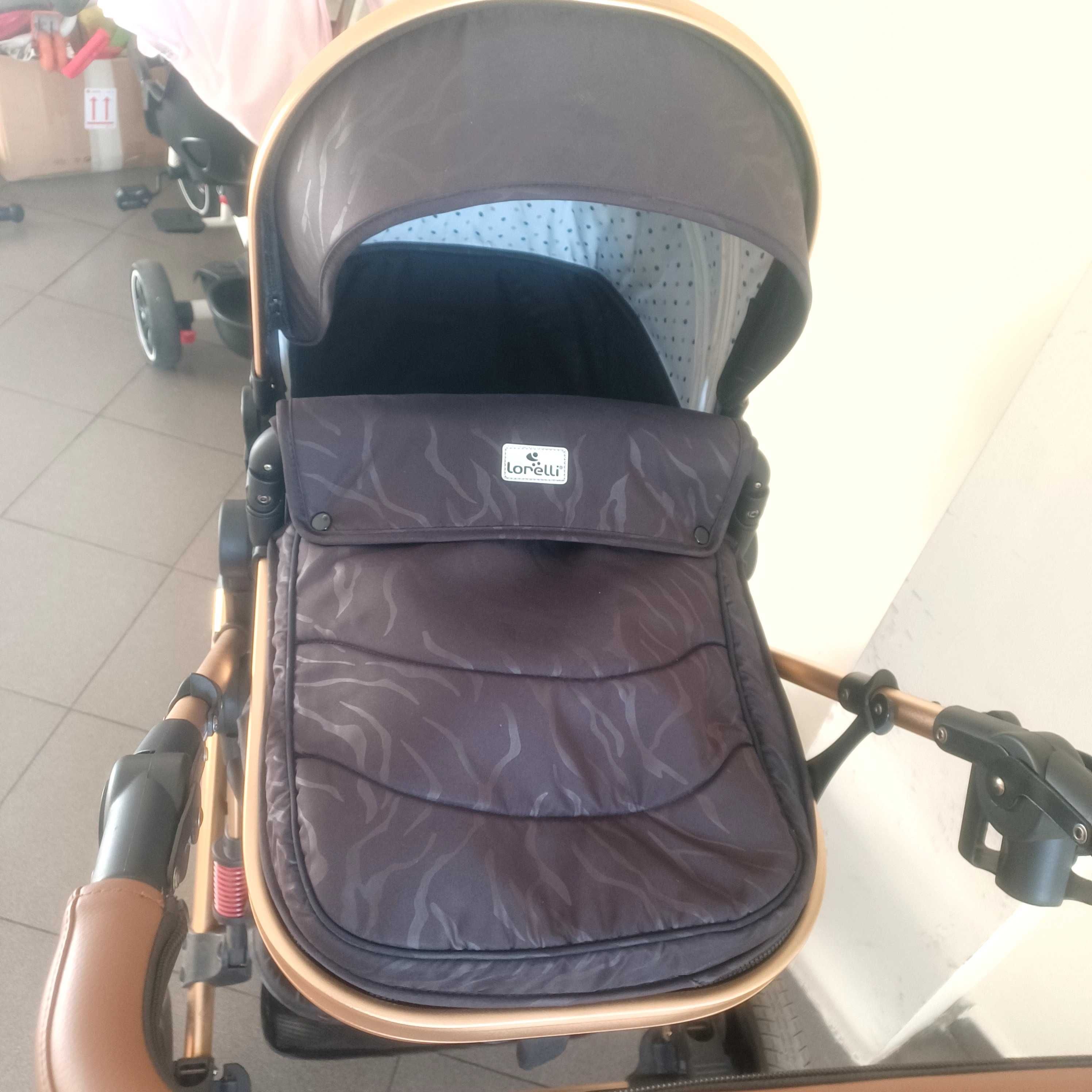 Продавам комбинирана количка 2 в 1.