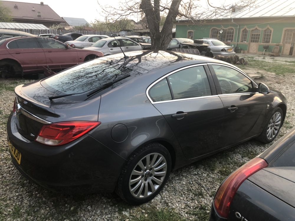 Dezmembrez Opel Insignia 2.0 CDTi