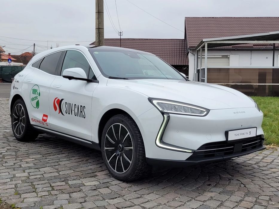 Seres 5 DFSK Seres 5