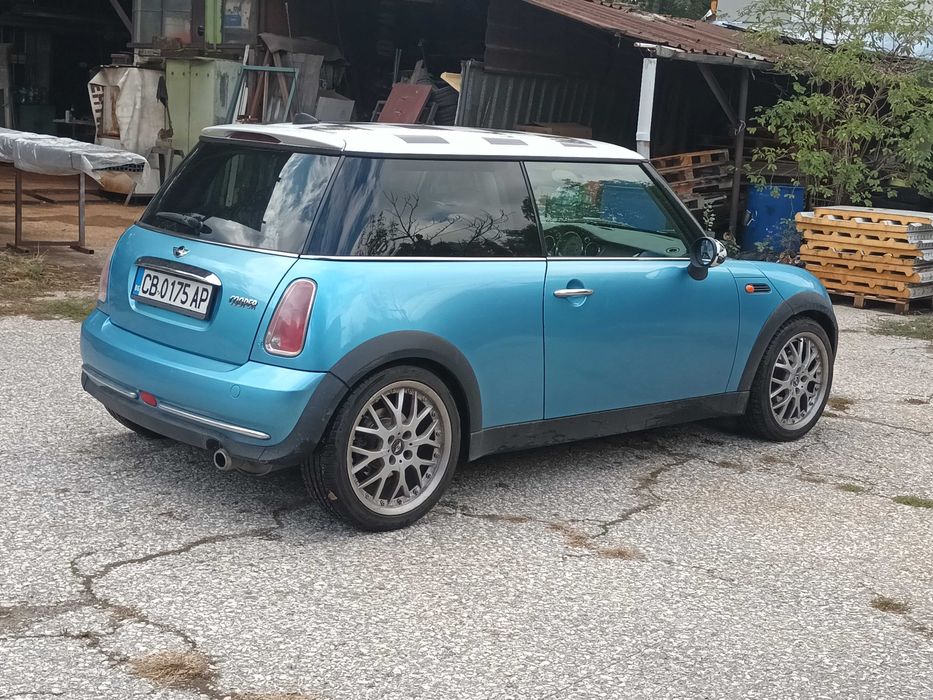 Продавам Mini Cooper