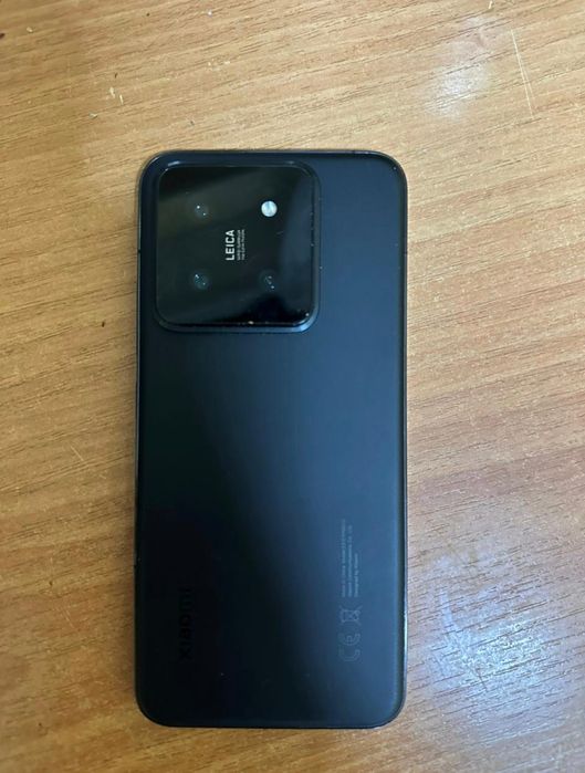 Xiaomi 14 джиги это не редми и не поко (256/12+4)