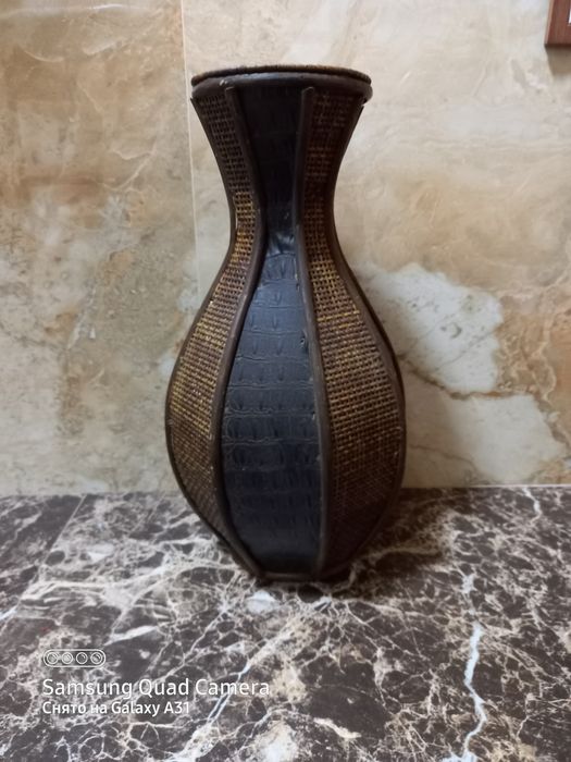 Продам вазу из Ратанга