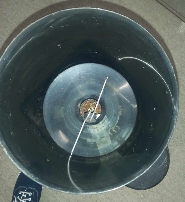 Продавам професионална кафемелачка Brasilia