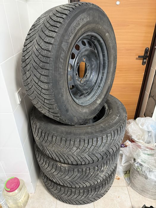 MICHELIN X-ICE North 4 SUV 265/65 R17 с шипами