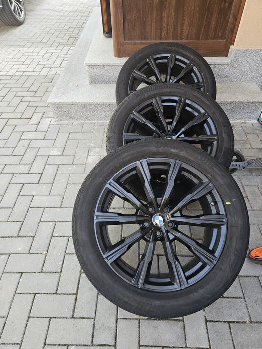 Продавам джанти с гуми 20" и датчици за БМВ X5,X6