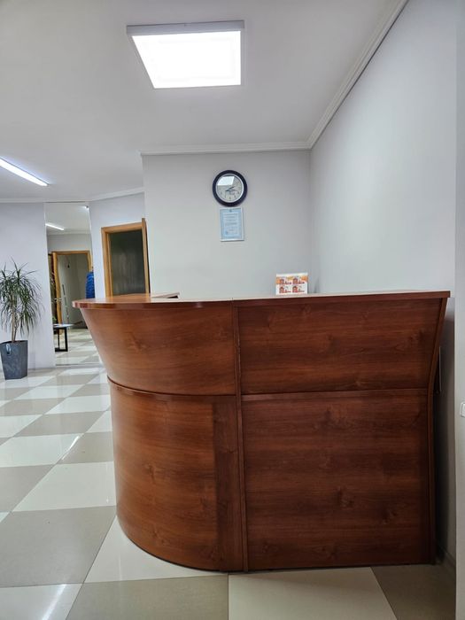 Продам ресепшн в хорошем состоянии