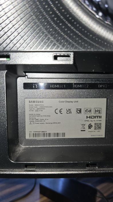 Monitor Samsung Odyssey G7 28' 4k 144hz office/gaming